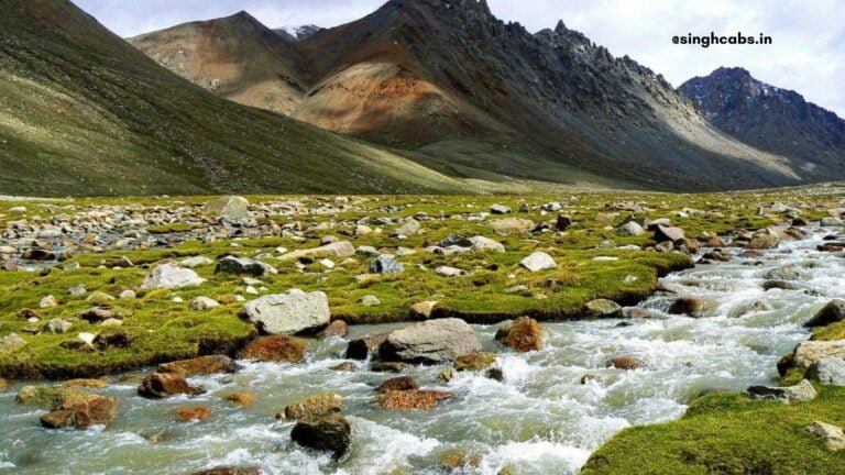 Is the Hemkund Sahib trek difficult